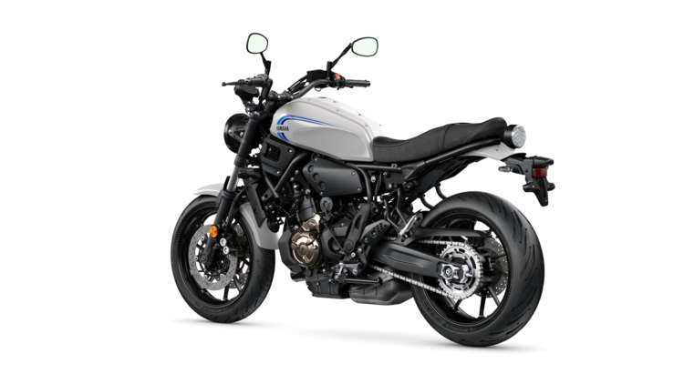 Yamaha MY22 - XSR700_03 - Historic White