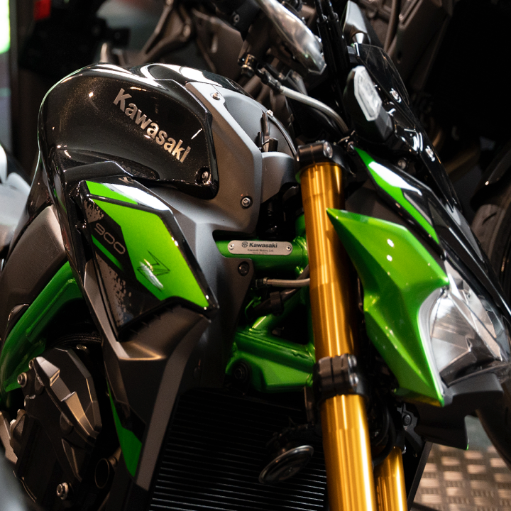 Motoport-Leek-Kawasaki-Kleding-Hero-4