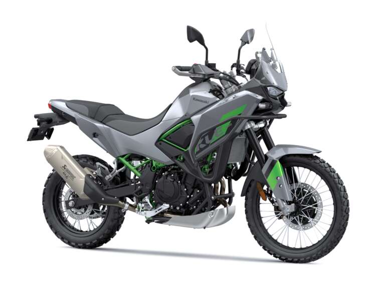26MY_KLE500-SE-Excursion_GY2_Front-small