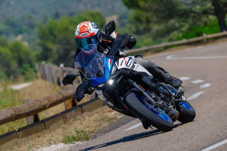 02_Suzuki-SV-7GX-vanaf-8