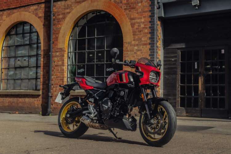 01_Suzuki-GSX-8T-en-8TT-krijgen-kleurenupdate-voor-2027