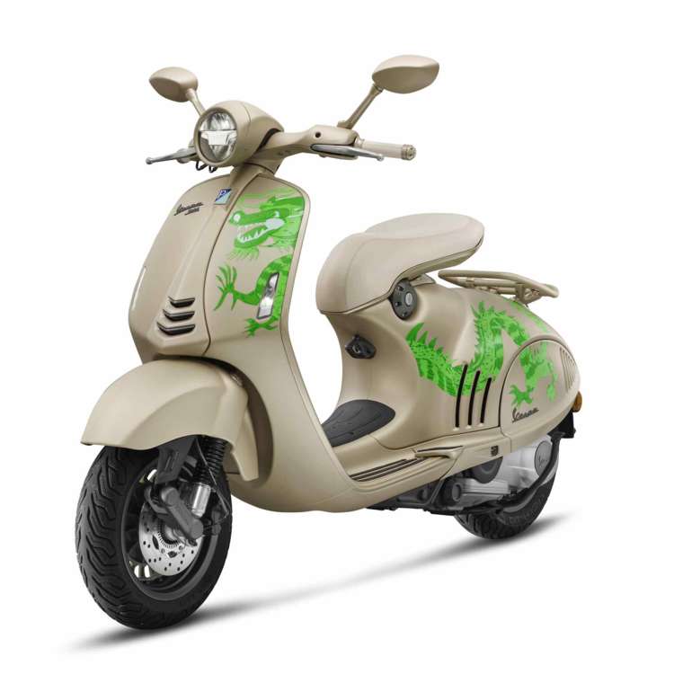 Vespa-946-Dragon_3-4-ant-sx