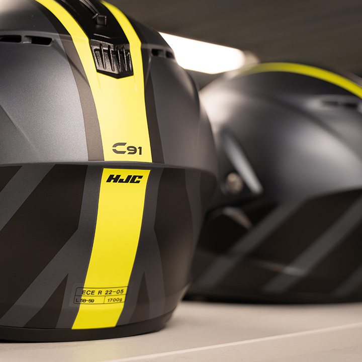 Motoport-Leek-Outlet-3