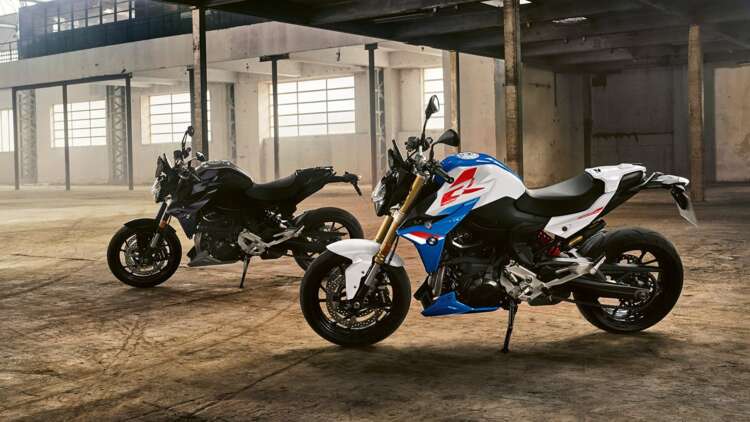 2025 F900R