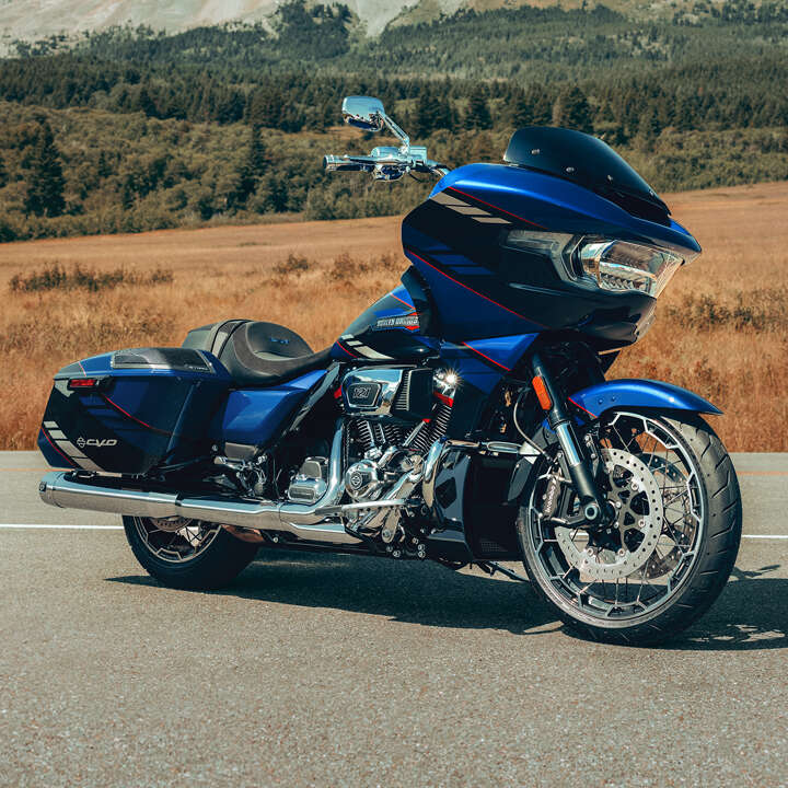 2025-_Harley_Davidson_CVO-ROAD-GLIDE_MotoPort