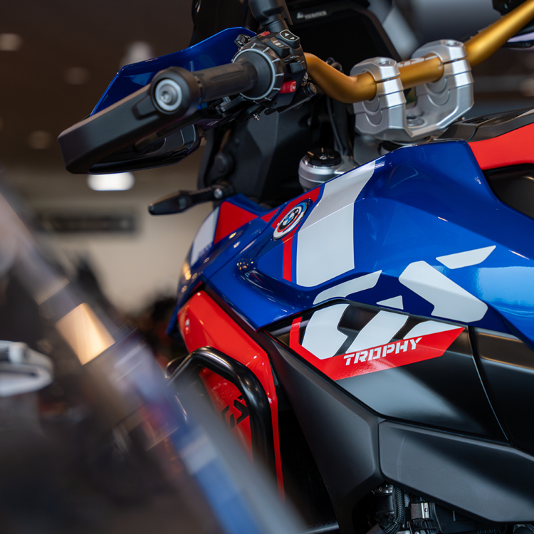 MotoPort-Leek-BMW-ServiceNaamloos-4