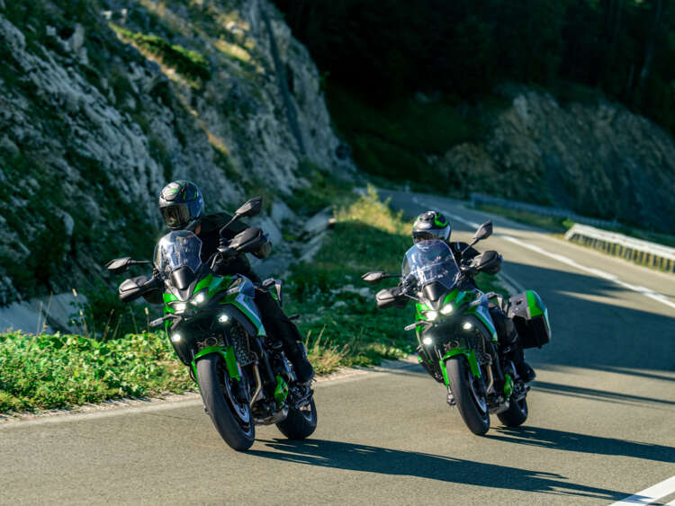 2027-Versys-900-SE-(1)-small