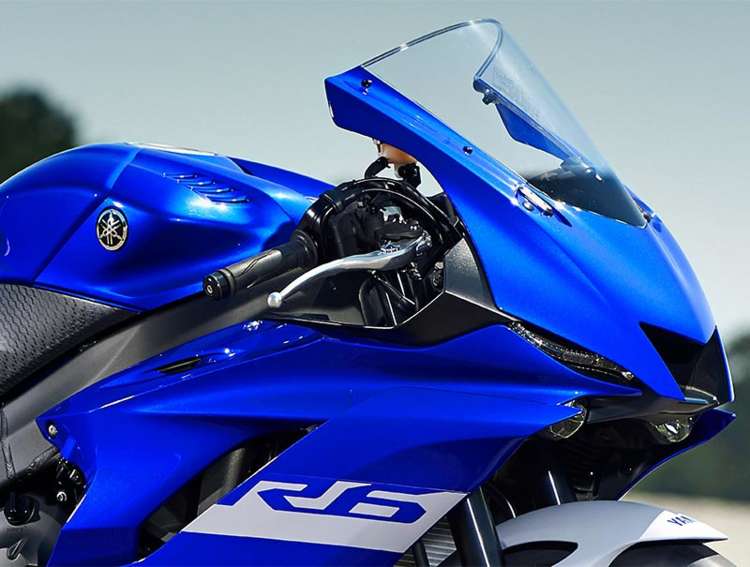 2020-Yamaha-YZF-R6---Detail-02