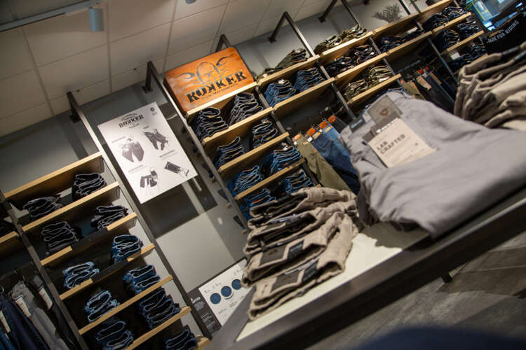 Kleding store MotoPort Goes - 03