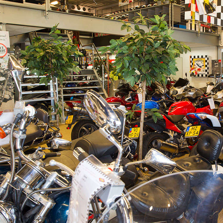 Openingstijden - MotoPort Leeuwarden