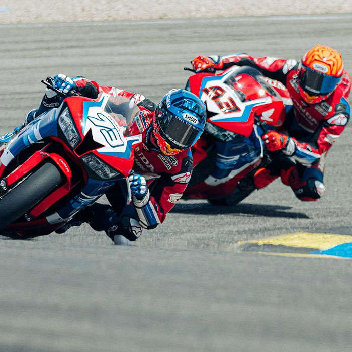 Shoei XSPR Pro - Action 5