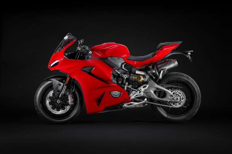 02 - MY25_PANIGALE_V2_small