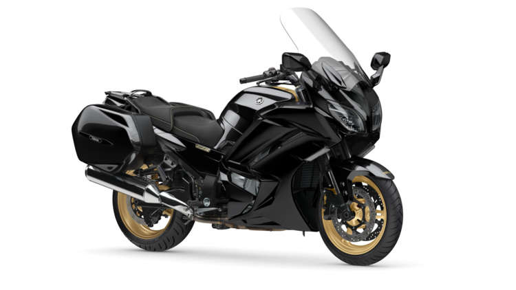 2020-Yamaha-FJR1300ASSPL-EU-Midnight_Black-Studio-001-03