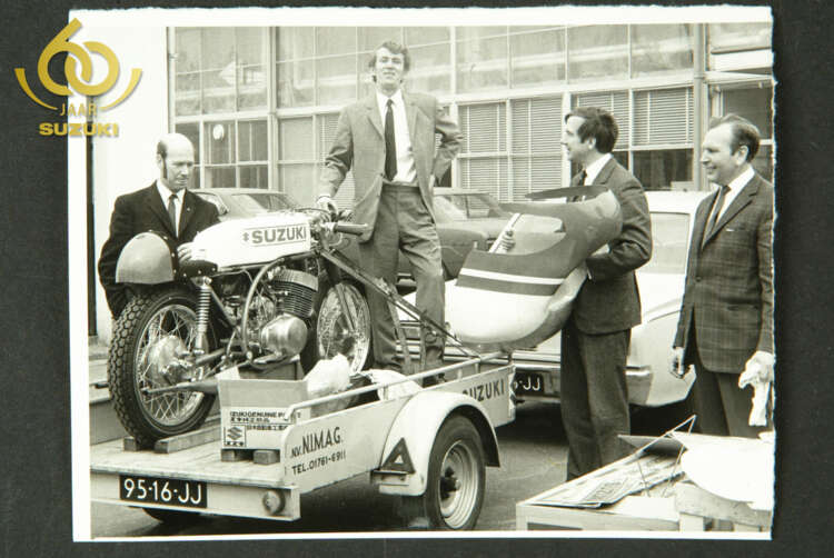 01-Suzuki-viert-60-jaar-in-Nederland