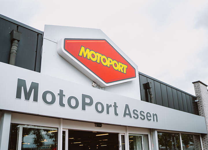 Team MotoPort Assen receptie en werkplaats