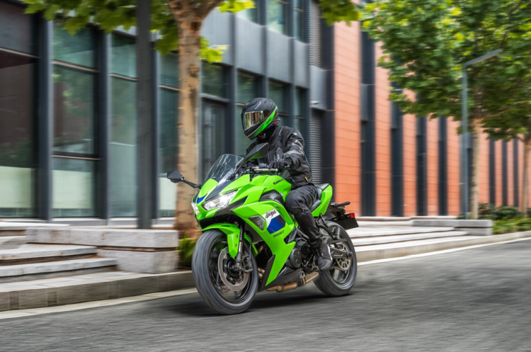 Ninja 650 2027 4