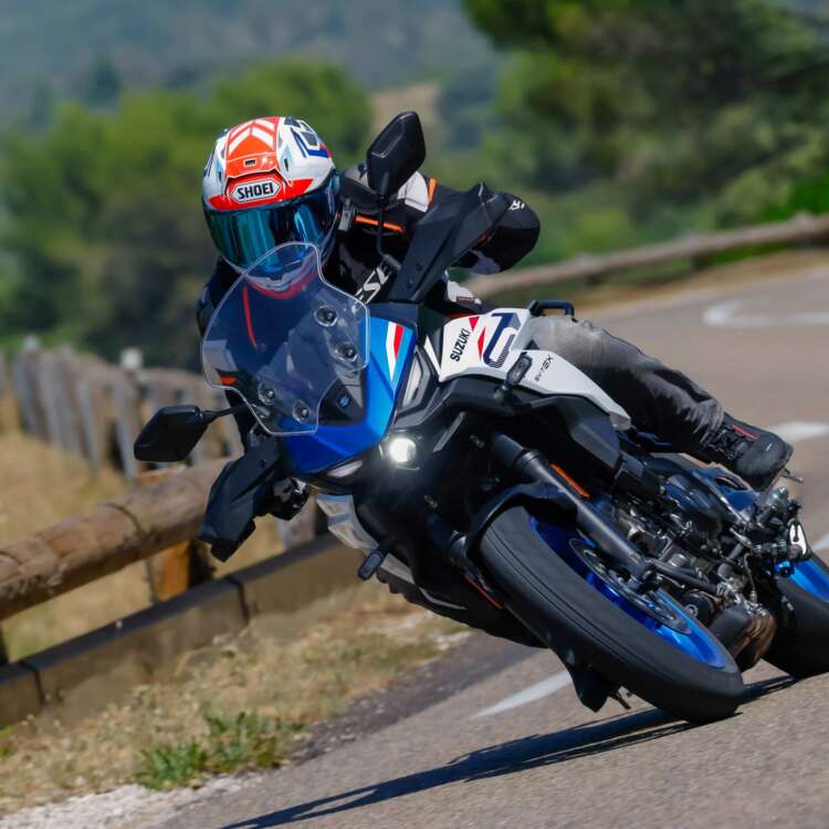 02_Suzuki-SV-7GX-vanaf-8