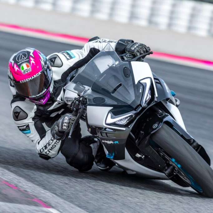 CFMOTO 675SR-R