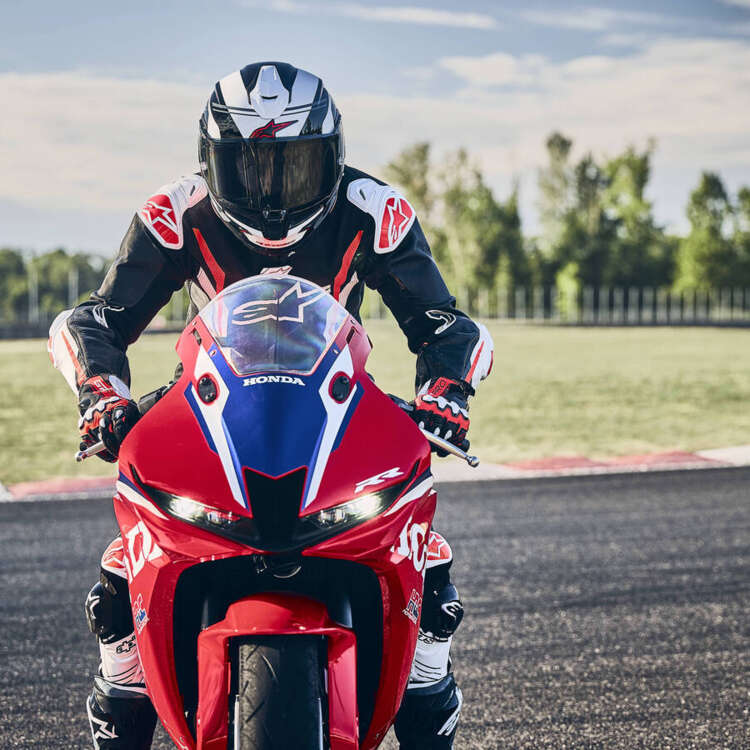 590130_27YM_Honda_CBR600RR