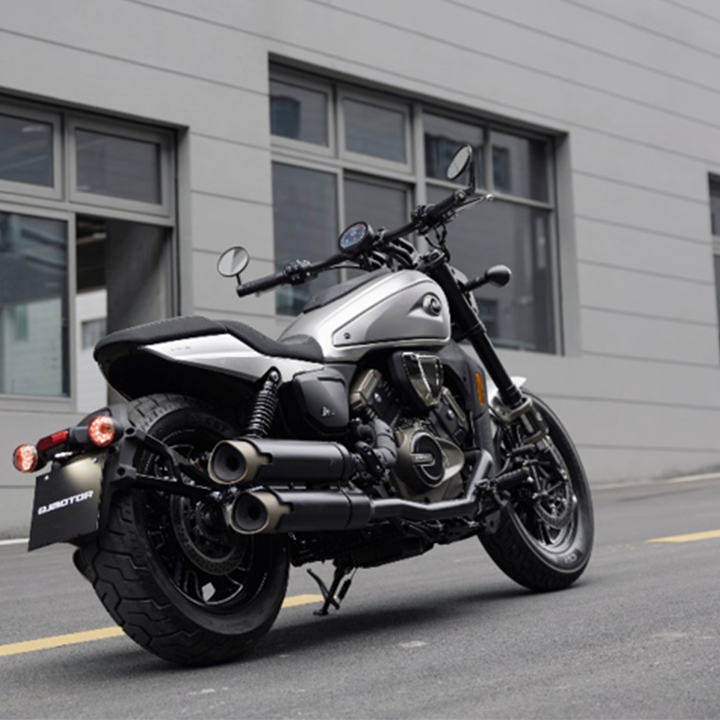 Motoport_Leek_QJ_SRV_600_V