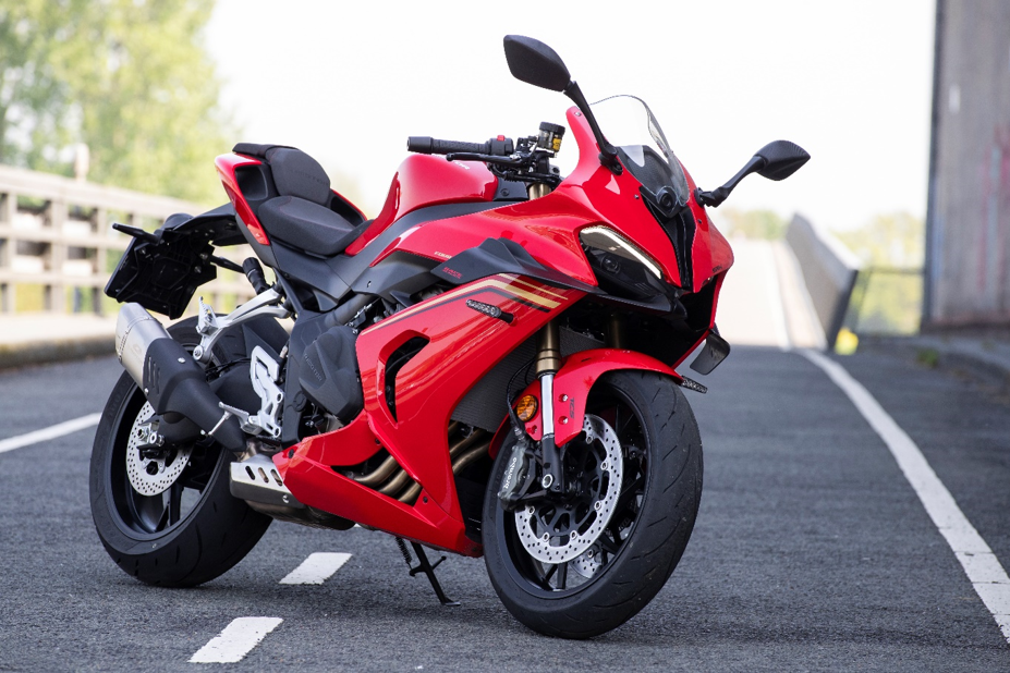 SRK800RR