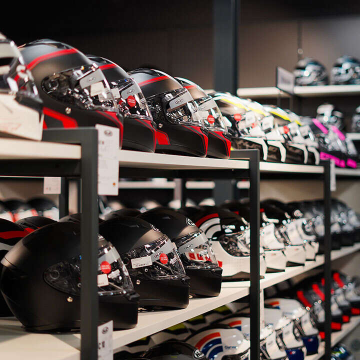 World of Helmets - Altijd grootste keuze - MotoPort