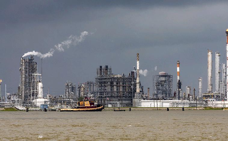 China July refinery output down to lowest in months as independent plants cut their production