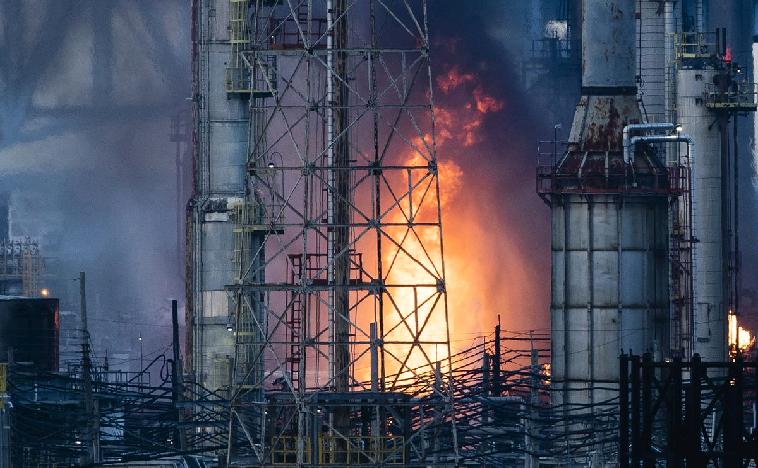 Fire erupts at Saudi Aramco petroleum storage in Jeddah after Houthi attack