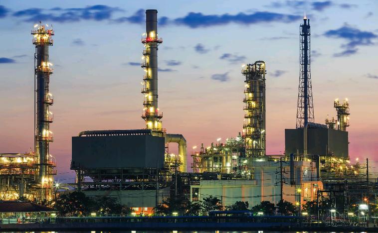 Oil refining capacity down for first time in 30 years in 2021