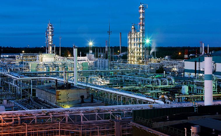 India cuts fuel export taxes, hikes tax on local crude