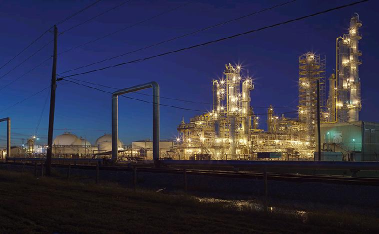 Crude oil futures rise in Asia amid bullish fundamentals an supply restrictions