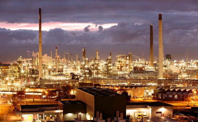 Pemex to reduce output during modernization of its refineries