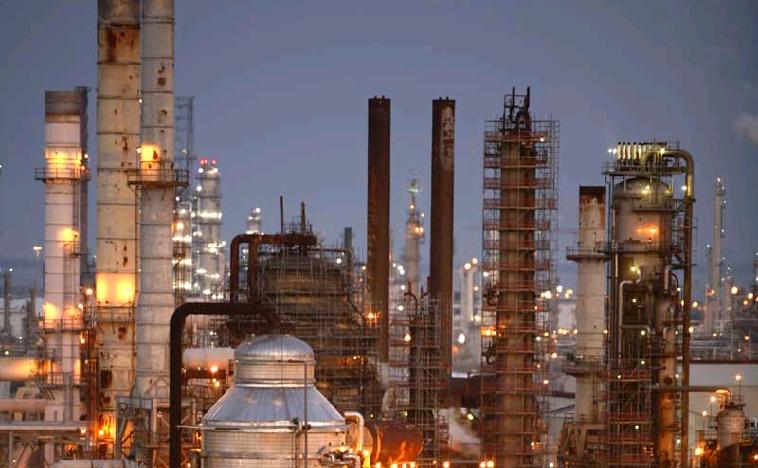 Oil prices steady as Russia eases fuel export ban