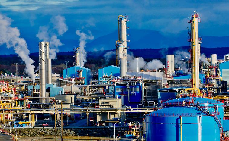 AdvanSix swings to Q3