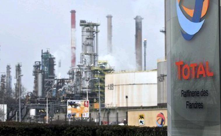 TotalEnergies signs USD27 bln oil, gas, solar deal in Iraq on acute energy crisis in the country