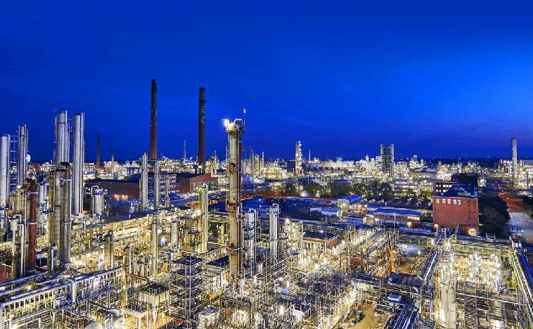 Technip Energies, Chevron Phillips Chemical and LyondellBasell sign MOU for electric cracking ethylene furnace