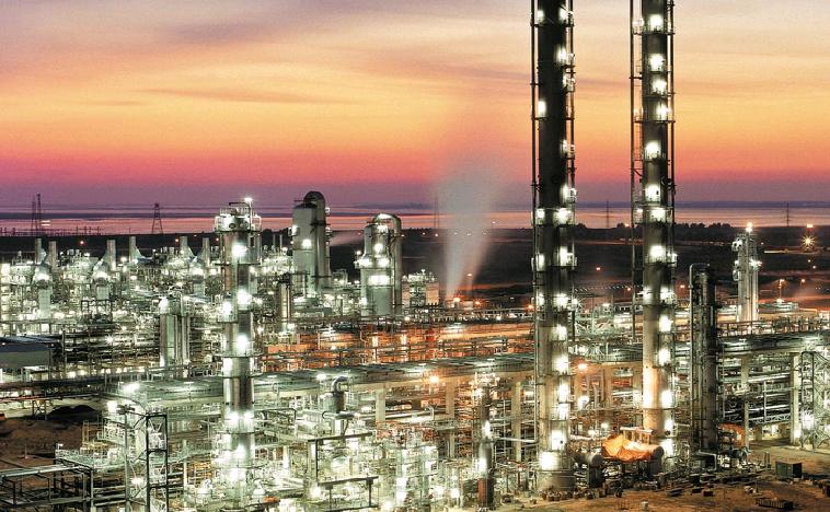 Pemex to lift crude processing to 1.2 mln bpd this year