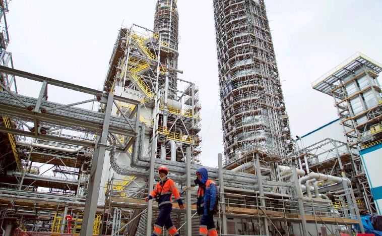 Crude oil futures down in Asia on renewed COVID-19 pandemic concerns