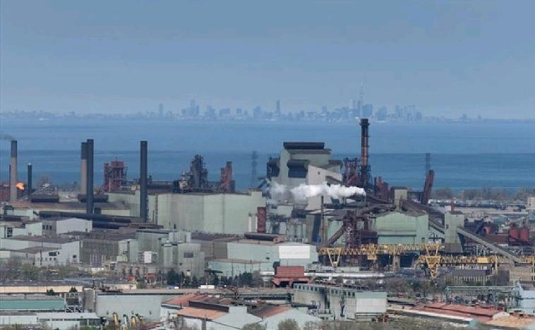 Катар и ОАЭ начали перевалку СПГ за пределами Ормузского пролива