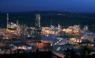 Sinopec повысила цены фенола в Восточном Китае на CNY100 за тонну