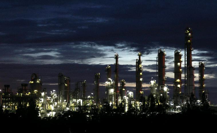 Европарламент снизит долю вторичного пластика в новых ТС с 20% до 15%