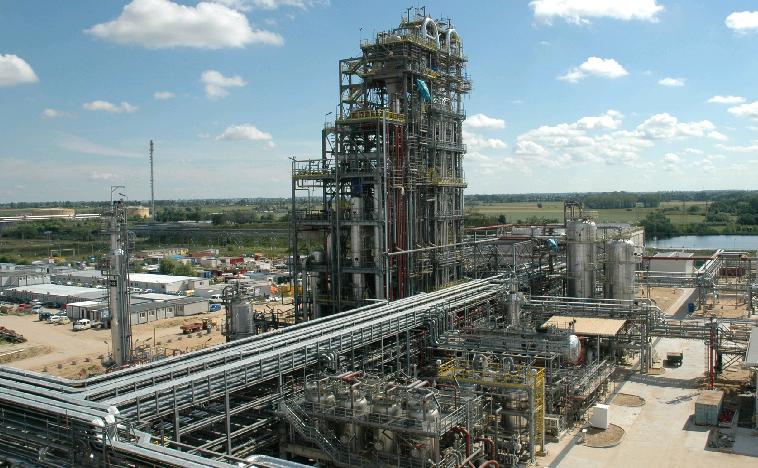 Ввод жилья в России за восемь месяцев снизился на 5%