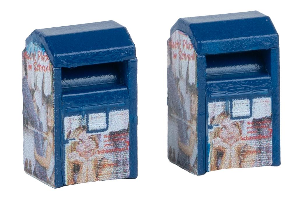 2 Containers Voor Gebruikte Kleding