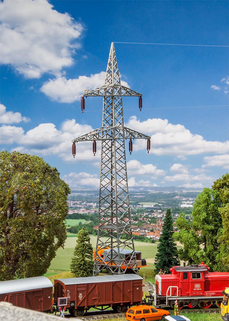 2 Hoogspanningsmasten (110 Kv)
