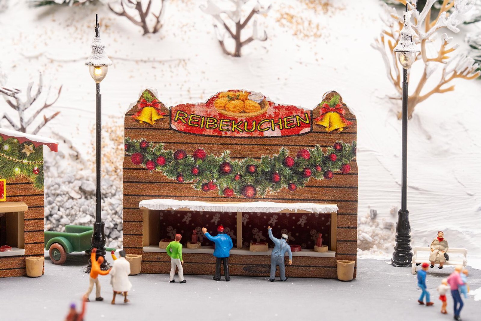 2 Kraampjes Op De Kerstmarkt