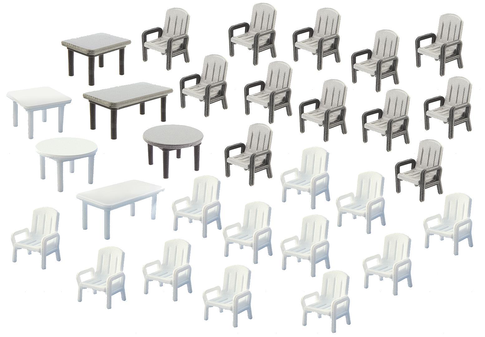 24 Tuinstoelen En 6 Tafels