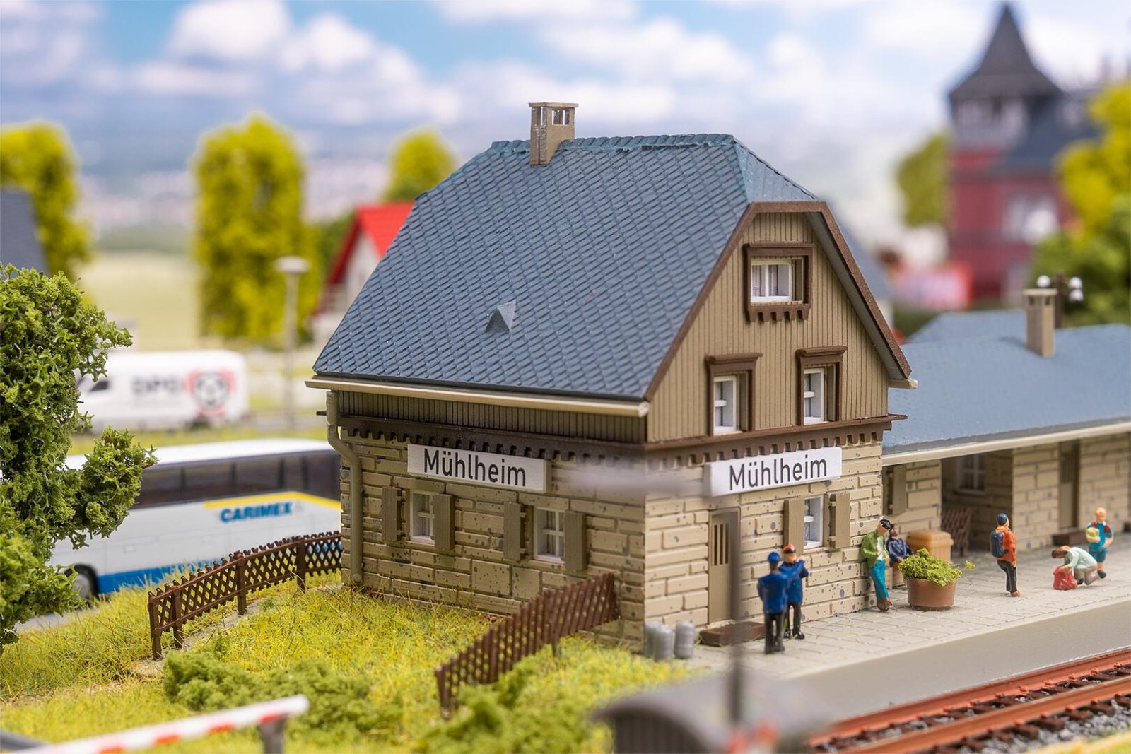 Bahnhof Mühlheim