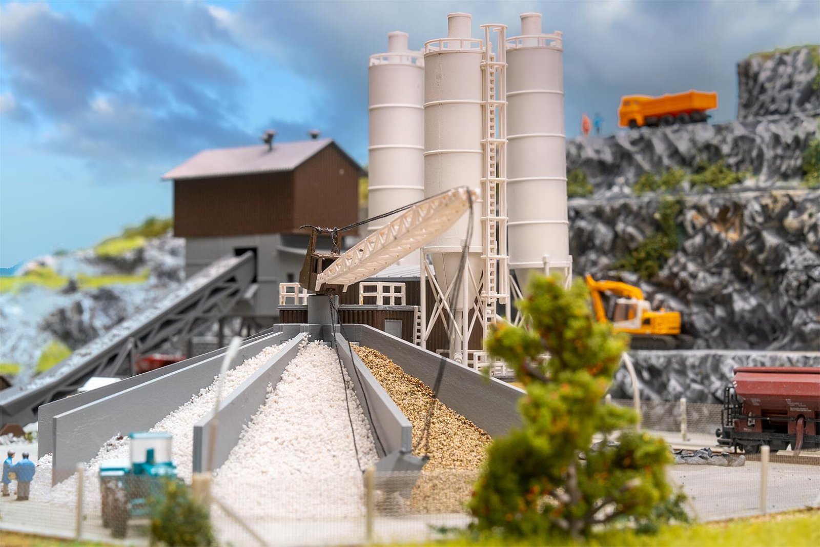 Betoncentrale Met Grindlaadsilo