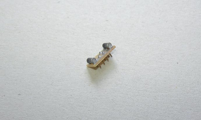 Brückenstecker NEM 652