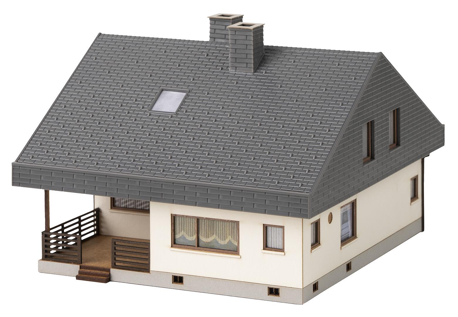 Bungalow Met Platen Dak